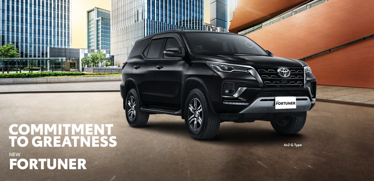 Toyota New Fortuner — foto resmi Toyota